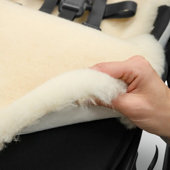 UPPAbaby Seat Liner Luxe- Natural- Shearling Wool