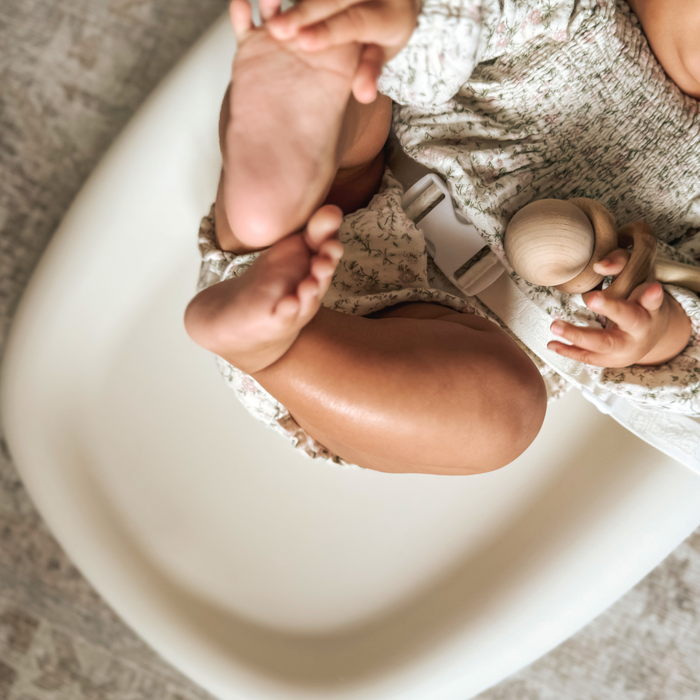 Upseat Changing Pad - White