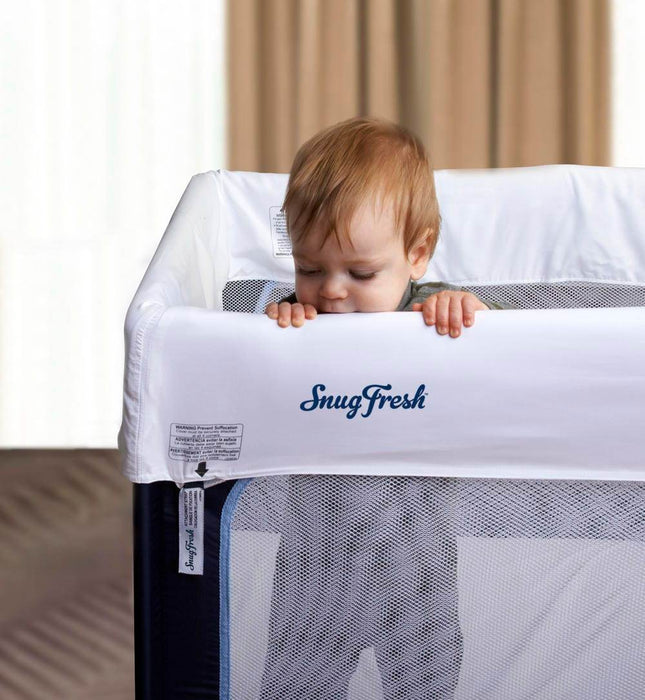 Parc de voyage portable Foundations SnugFresh® Celebrity pour bébés