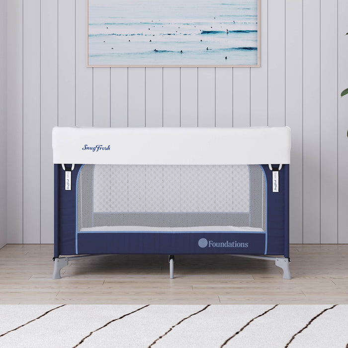Parc de voyage portable Foundations SnugFresh® Celebrity pour bébés