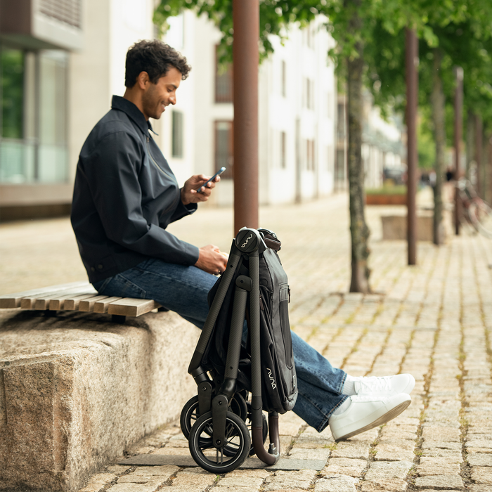 Nuna SWIV Stroller