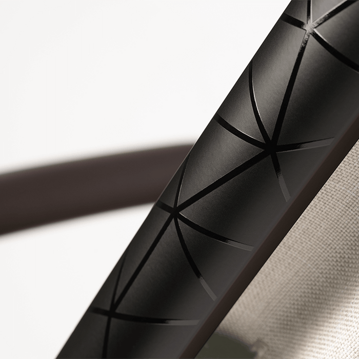 Poussette pour bébé TRVL LX de Nuna - Collection BMW - Mica