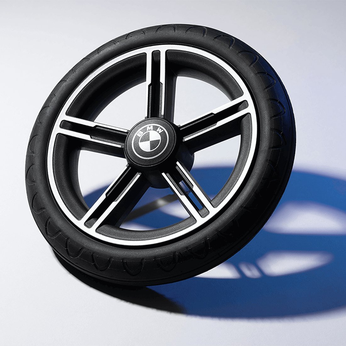 Poussette compact TRIV Next pour bébé de Nuna - Collection BMW