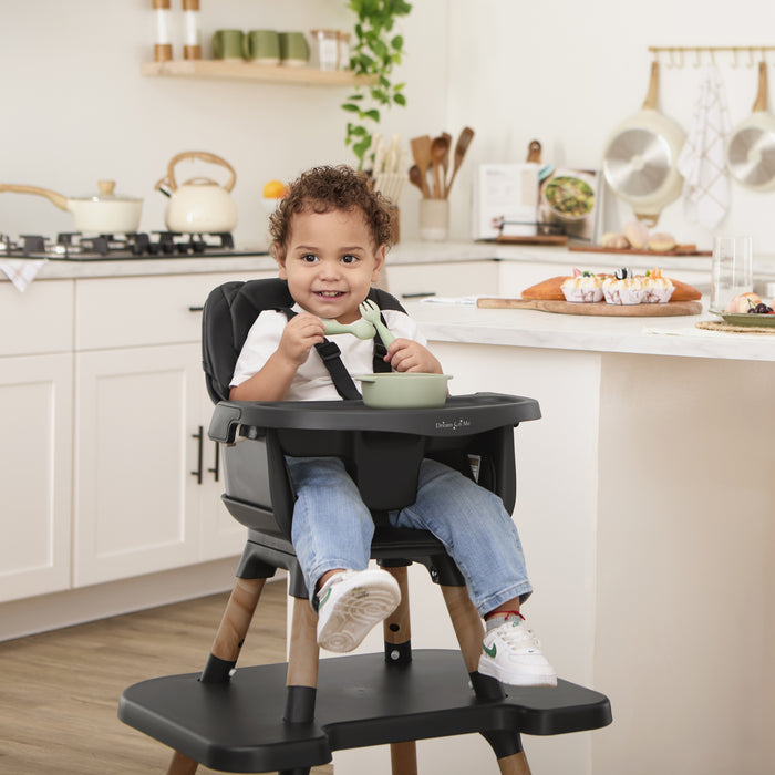 Dream On Me Luna 4-in-1 Convertible Highchair – Black lifestyle