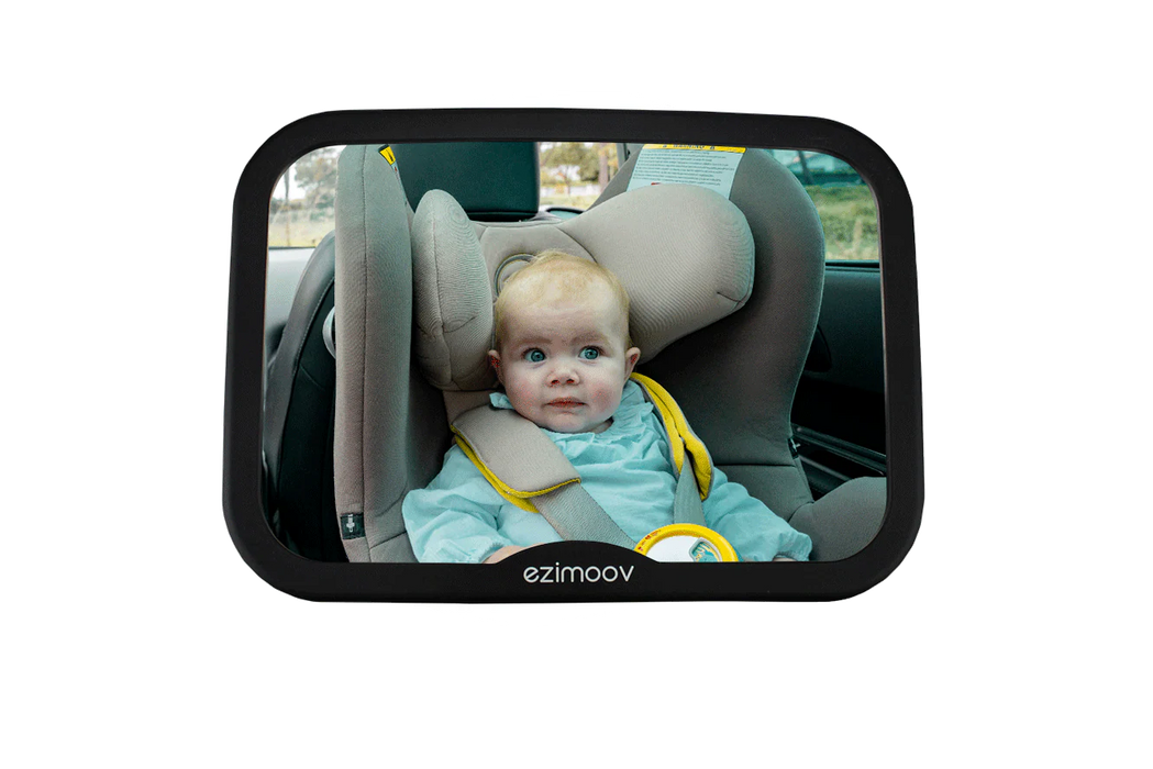 Ezimoov baby car mirror showing a baby in a car seat inside a vehicle, view from back seat.
