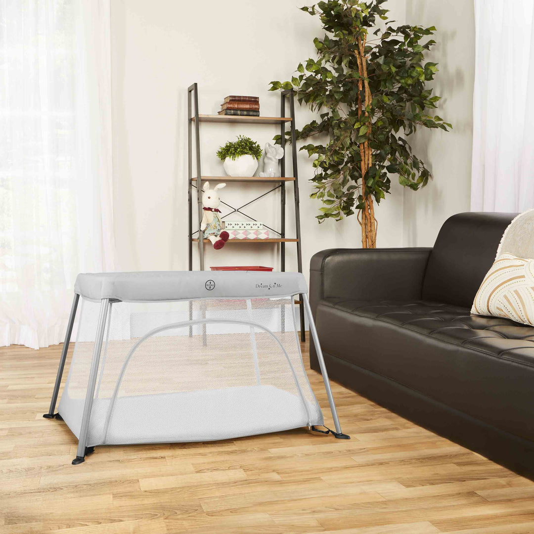 Parc Travel Light Dream On Me avec porte en maille – Gris