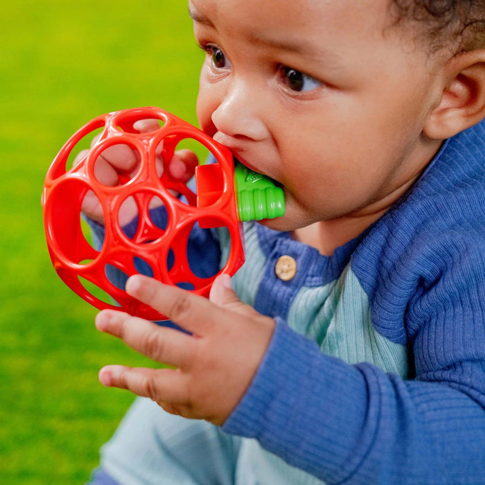 Bright Starts Hold My Own Easy-Grasp Teether Toy – Apple