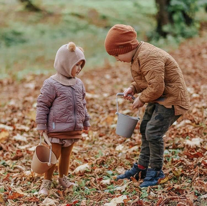 Scrunch Silicone Bucket & Spade Set
