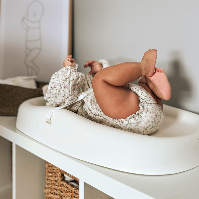 Upseat Changing Pad - White