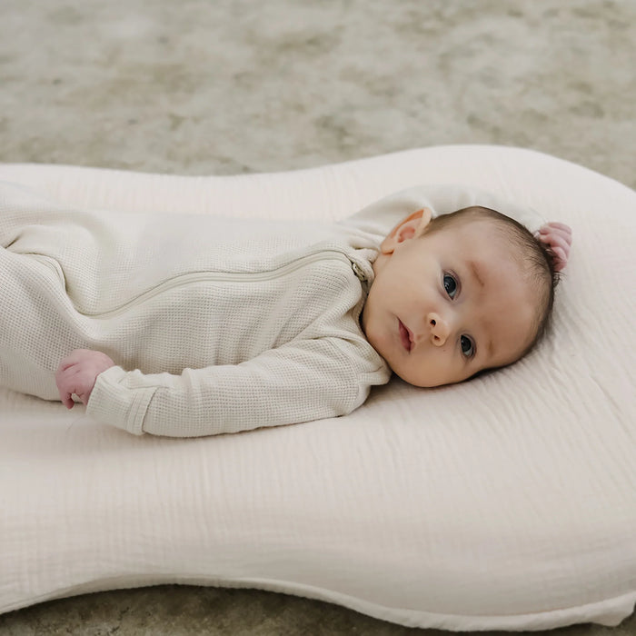 Snuggle me LoungerCurveCover organic cotton muslin