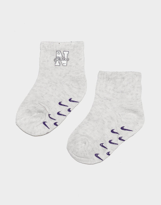 Chaussettes Nike® Varsity Gripper (lot de 3) taille bébé | de 6 à 24 mois