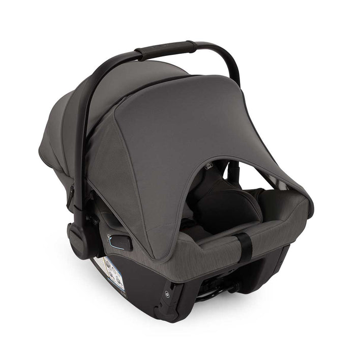 Siège d'auto pour bébé PIPA™ Urbn de Nuna