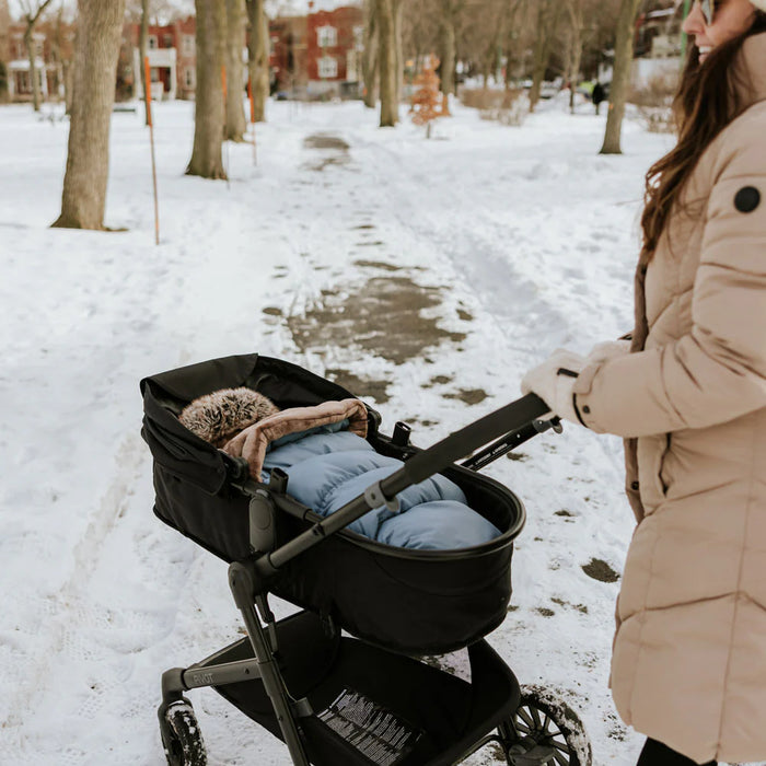 Housse chancelière pour landau et poussette de Petit Coulou