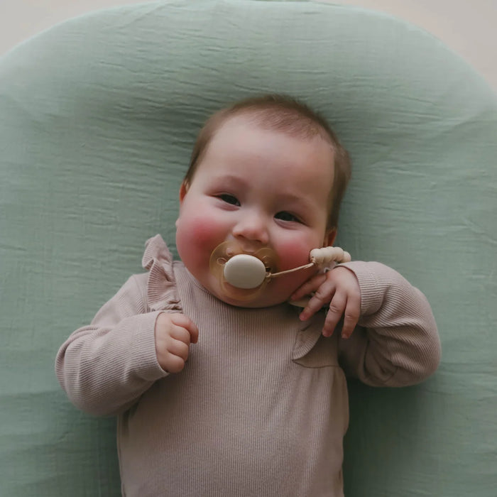 Snuggle me LoungerCurveCover organic cotton muslin