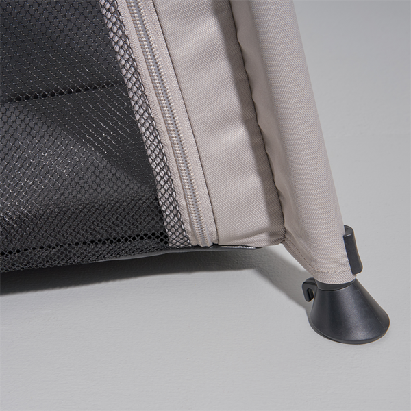 Silver Cross Slumber playard Stone close-up stable no-slip feet