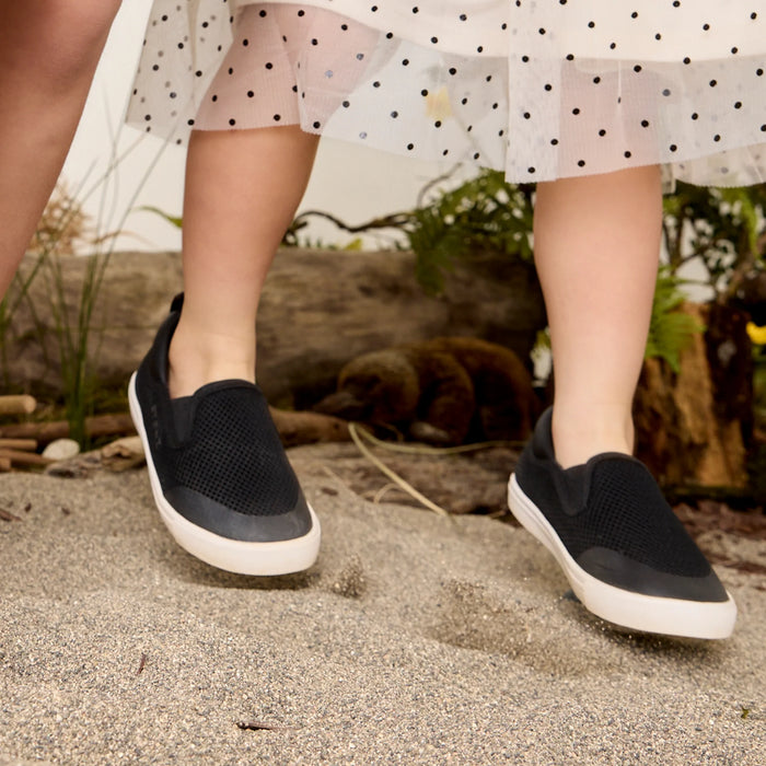 Stonz® Skipperz Slip-On Shoes for Toddlers & Kids | Sizes 8-12,BLACK