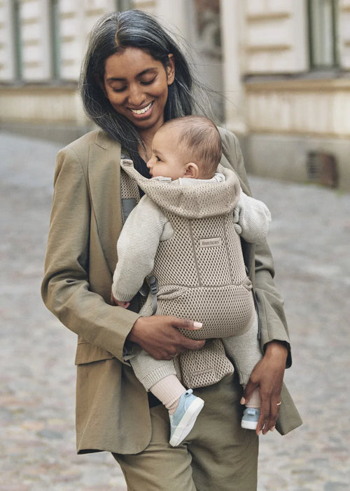 BabyBjörn - BabyBjörn Baby Carrier Free 3D Mesh – Ergonomic Newborn to Toddler Carrier Adjustable Fit & Breathable Fabric – 7–26.5 lbs