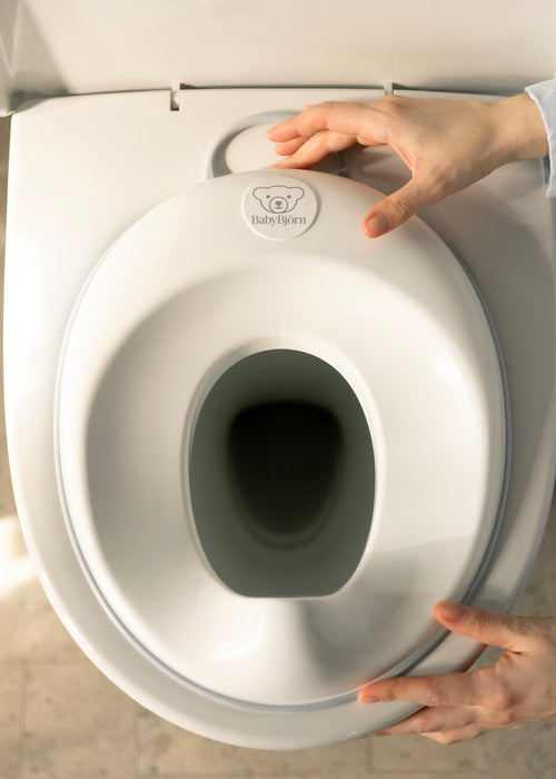 BabyBjörn Toilet Trainer White/Gray – image 3