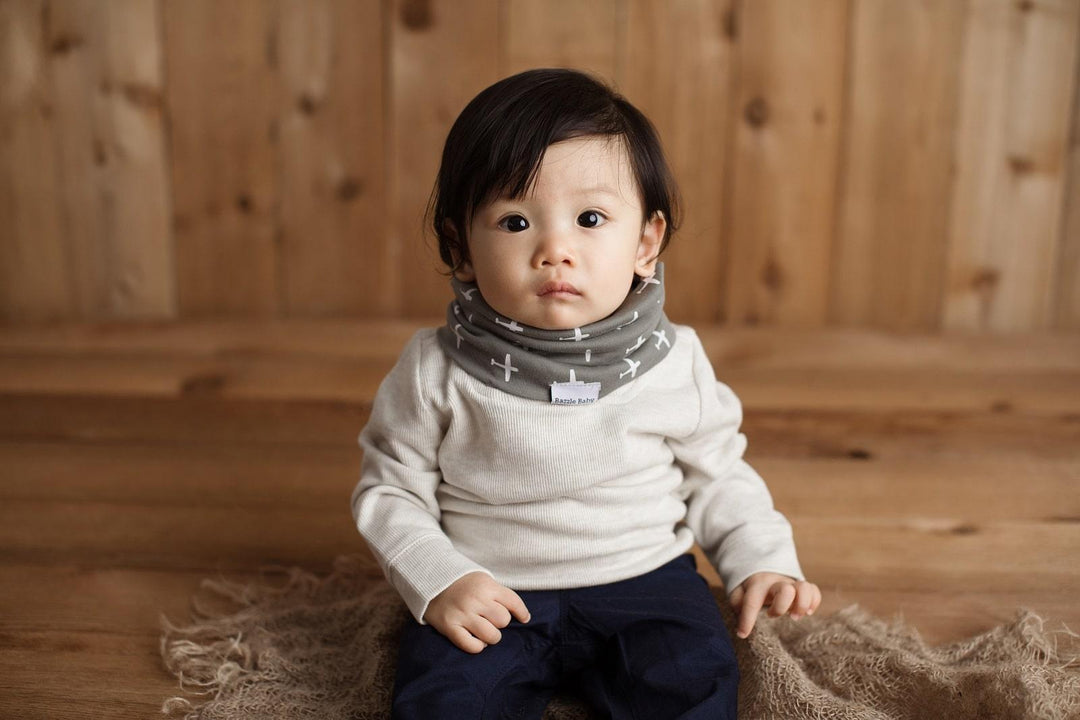 Bazzle Baby® - Bazzlebaby BandoBib Infinity Scarf-Style Drool Bib