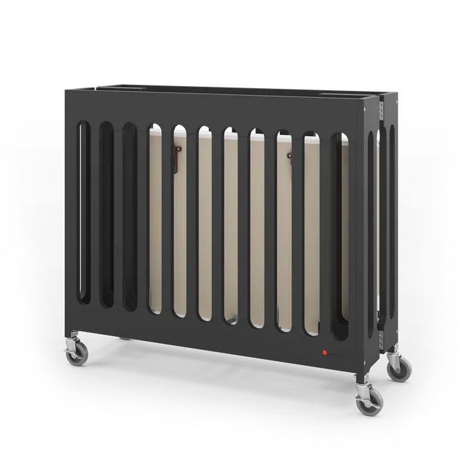 Lit de bébé pliable en bois massif de Foundations Boutique™