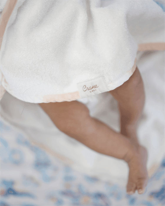 Crane - Crane Parker Hooded Towel - Pink Tie Dye Print