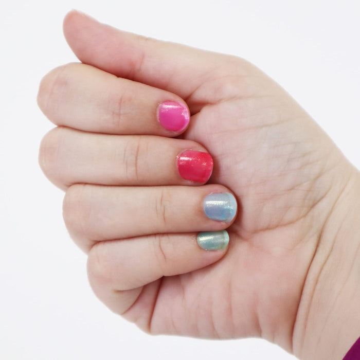 Danawares - Danawares LOL Surprise Scented Nail Polish Set for Little Fashionistas