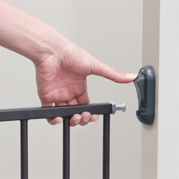 Finn & Winston - Finn & Winston Expandable Metal Gate - Bronze