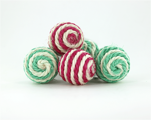 Finn & Winston - Finn & Winston Sisal Cat Toy - Red, Green