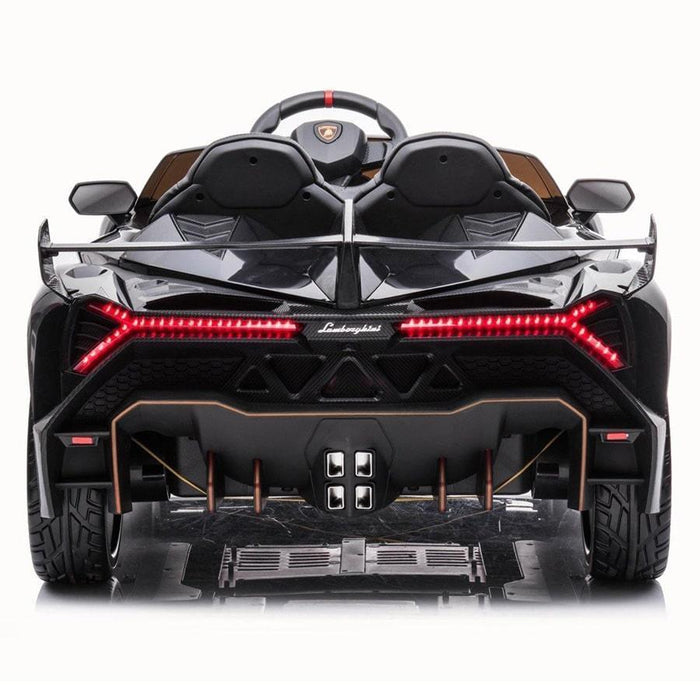 Freddo Toys - Freddo Toys 24V 4x4 Lamborghini Veneno 2 Seater Ride on Car