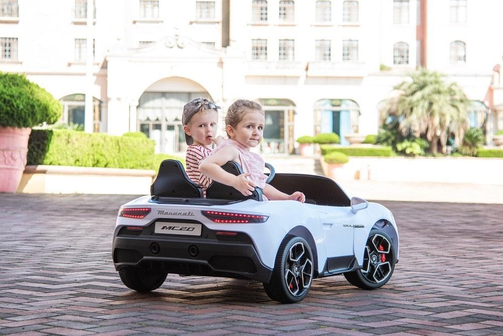 Freddo Toys - Freddo Toys 24V 4x4 Maserati MC20 2 Seater Ride on Car for Kids