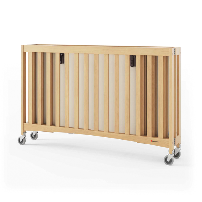 Bassinette pliable pleine grandeur Travel Sleeper® à roulettes surdimensionnées (matelas en mousse inclus)