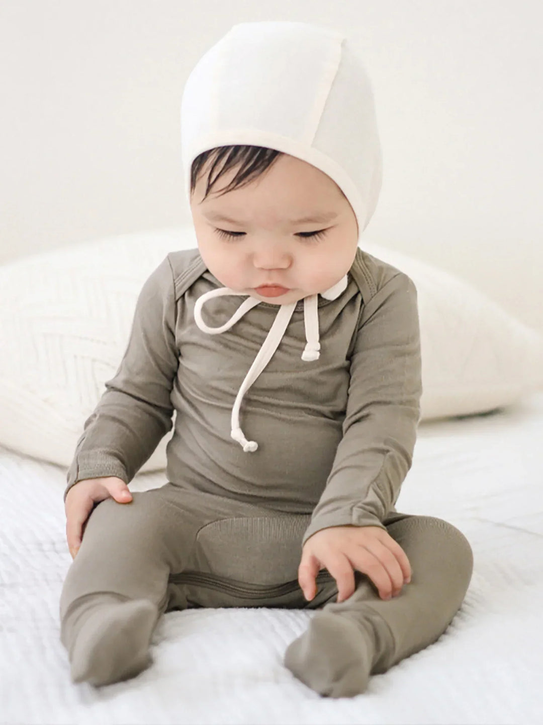 Gunamuna - Gunamuna 2-in-1 Convertible Baby Footie | Sizes 0 to 24m