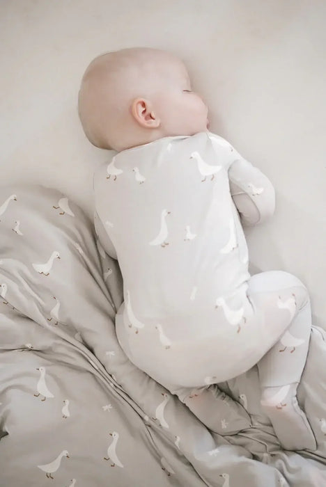 Gunamuna - Gunamuna 2-in-1 Convertible Baby Footie | Sizes 0 to 24m