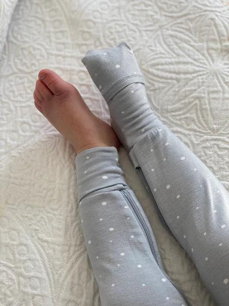 Gunamuna - Gunamuna 2-in-1 Convertible Baby Footie | Sizes 0 to 24m