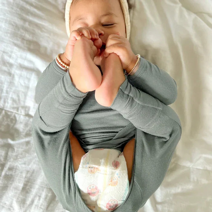 Gunamuna - Gunamuna 2-in-1 Convertible Baby Footie | Sizes 0 to 24m