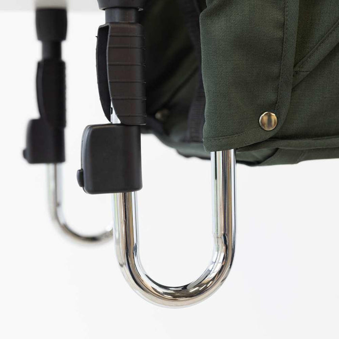 Guzzie&Guss® - Guzzie&Guss® Perch Hook-On Highchair – Tropical Green (Sleek Chrome Edition)