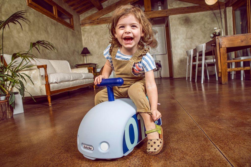 Italtrike® - Italtrike®Eolo Ginetta Ride-On Toy Car