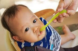 Kushies® - Kushies Cleanbib Waterproof Baby Bib - Size 6-12m