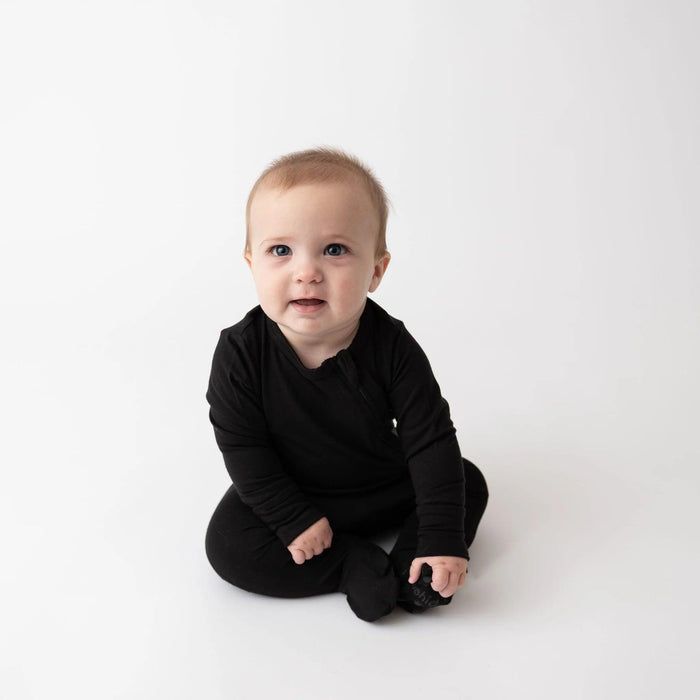 Kushies® - Kushies Komfies | Side Zip Sleeper - Black