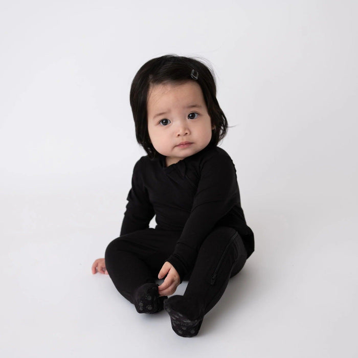 Kushies® - Kushies Komfies | Side Zip Sleeper - Black