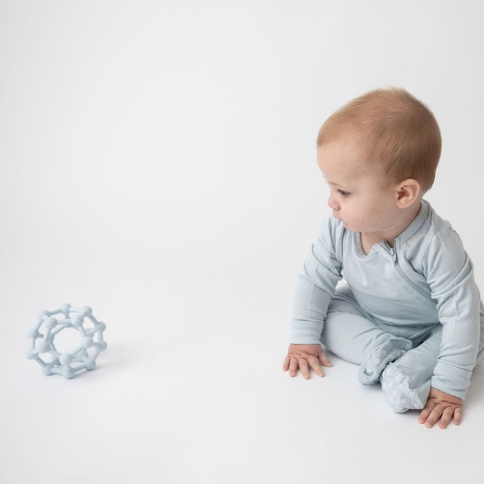 Kushies Silibounce Blue teething ball packaging