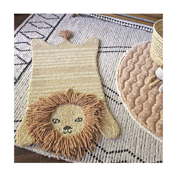 Crane Lion Shape Wool Rug - Kendi