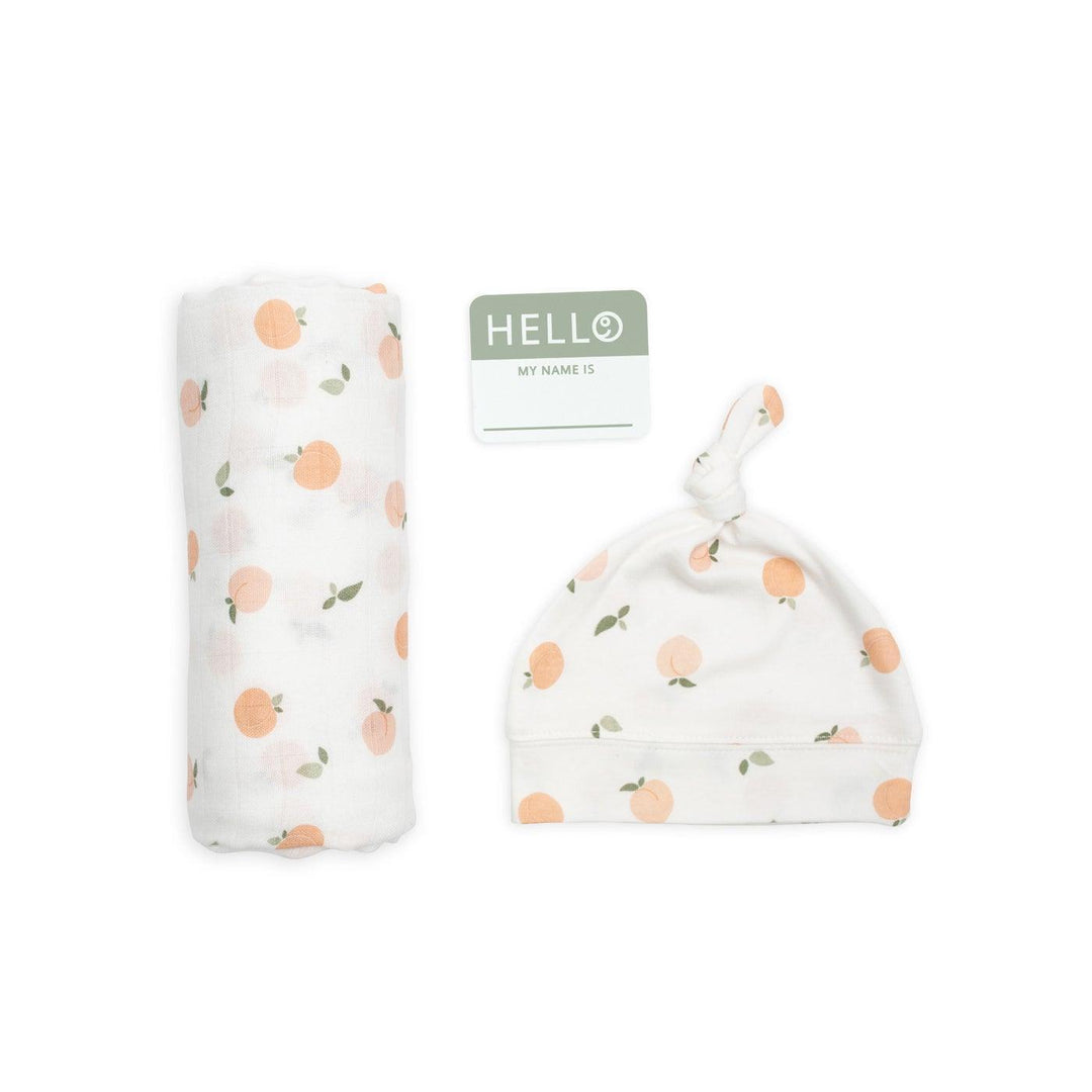 Lulujo® - Lulujo Hello World Blanket + Knotted Hat - Peaches 0M+