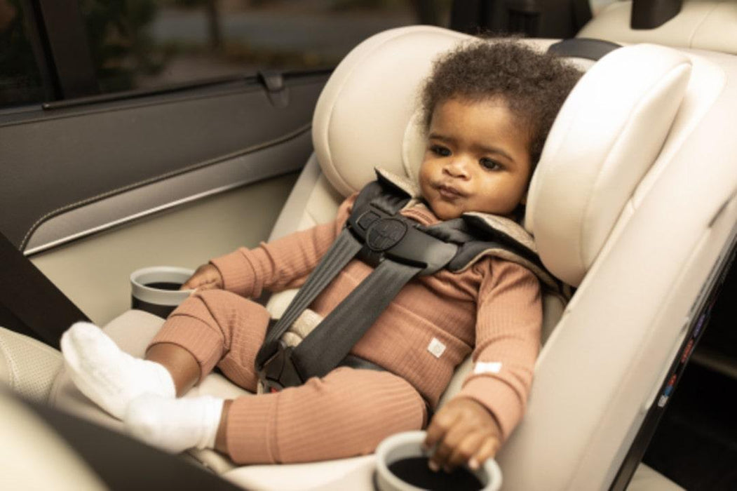 Maxi Cosi Convertible Car Seat Magellan LiftFit
