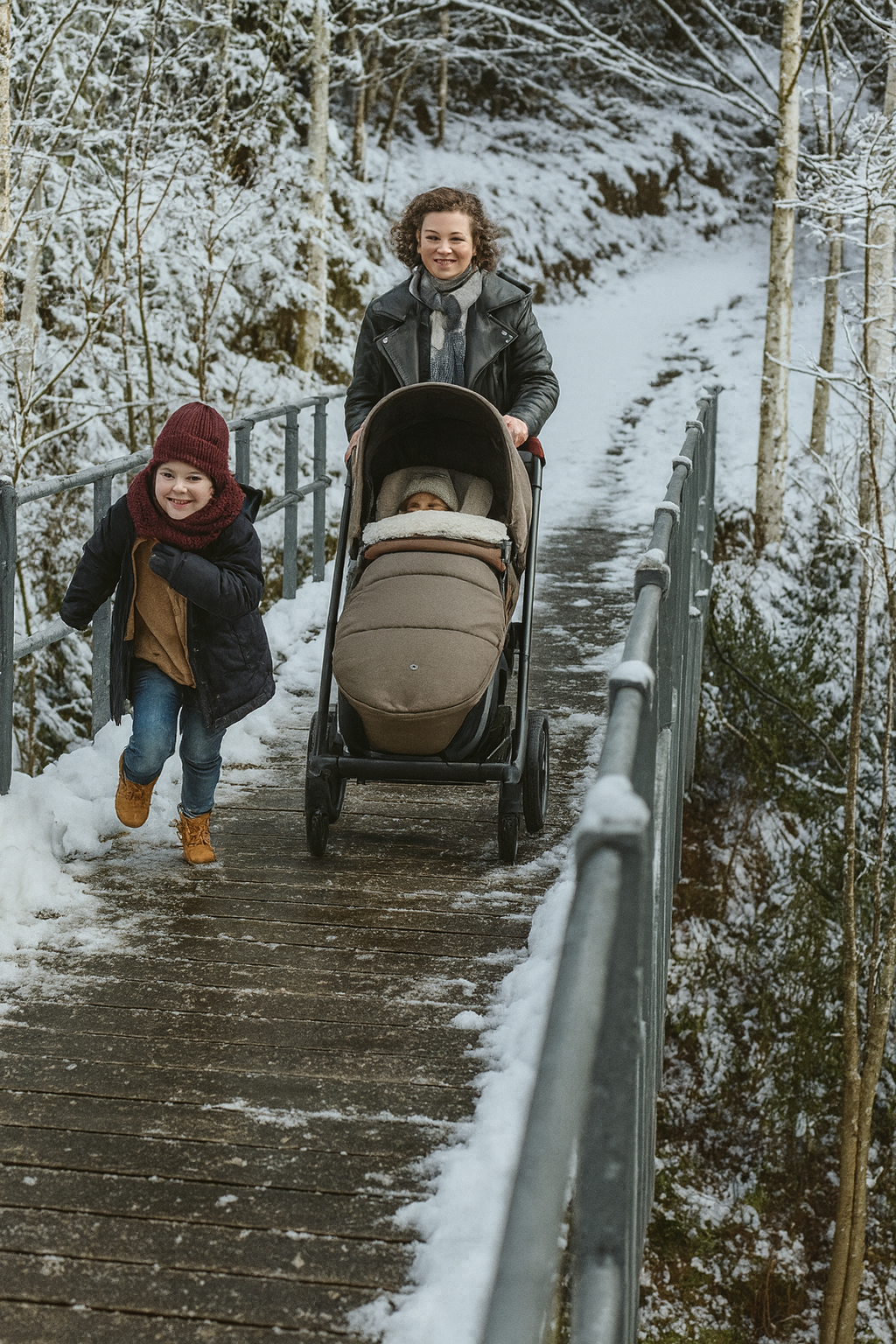 Maxi Cosi 2-in-1 Winter Footmuff – Sherpa Lined