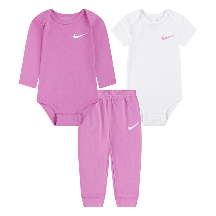 Ensemble 3 pièces pour bébé Nike® « rose vif »