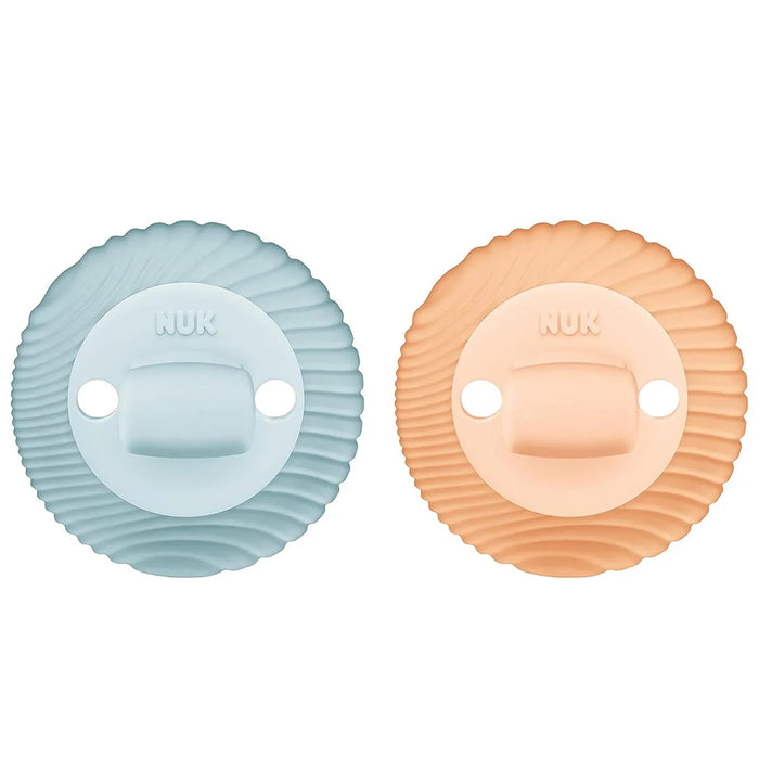 NUK Comfy™ Duet | Sucettes et jouet de dentition 100 % silicone | Orthodontiques | 0 à 12 mois | Paquet de 2