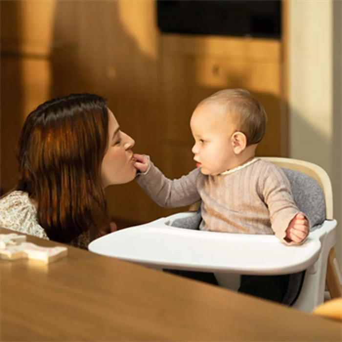 Chaise haute Nuna BRYN – Réglable, pliable et facile à nettoyer