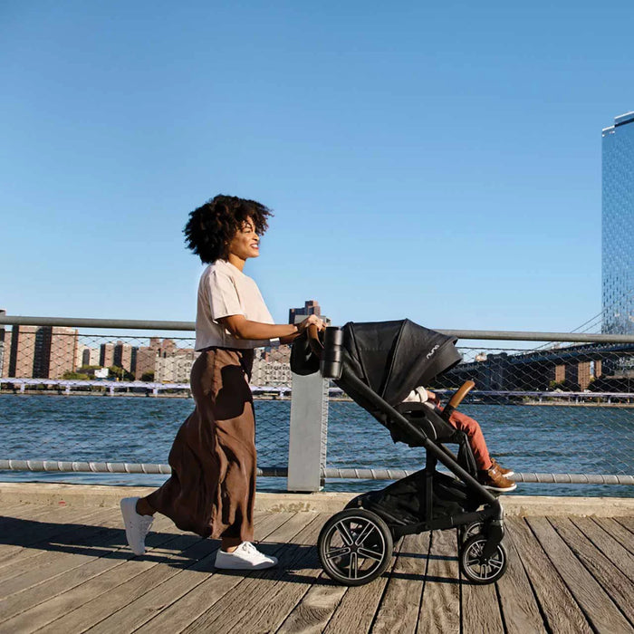 Nuna® - Nuna MIXX Next + PIPA URBN Travel System – Ultralight Infant Seat + Premium Stroller