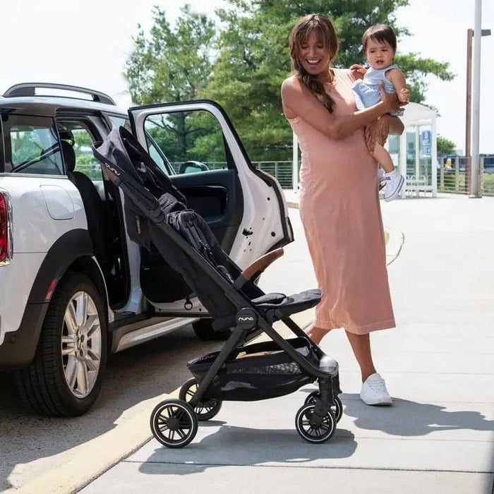 Nuna TRVL + PIPA URBN Travel System - Caviar